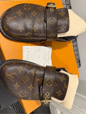 Louis Vuitton Kids Monogram Buckle Slip-On Shoes - Brown/Gold